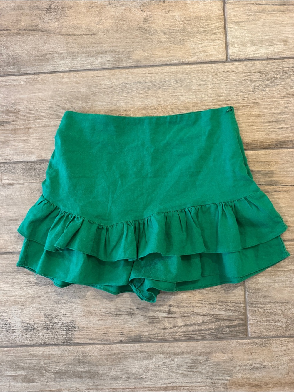 IVIVI Emerald Green Ruffle Skort size Medium linen like